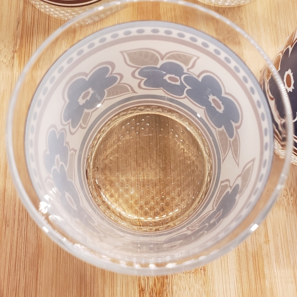 5 Vintage MCM - Rocks Glasses with Navy Flower and Brown Leaves - Picture 5 of 6